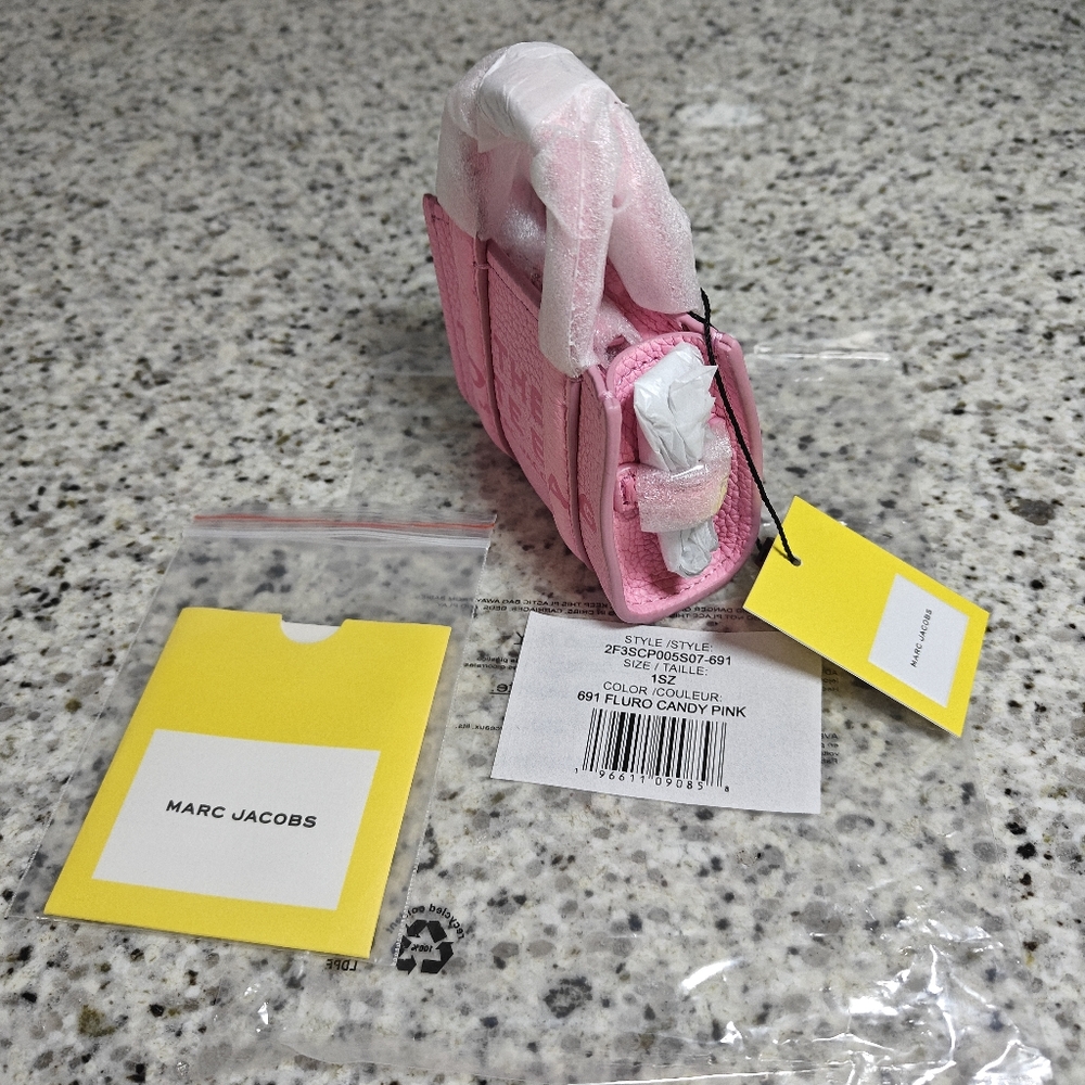 Marc jacobs The Nano Tote Bag Charm (fluro candy pink) - Picture 5 of 11